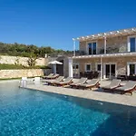 Villa Sunset, Stunning In Corfu By Posarellivillas *