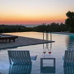 Villa Sunset, Stunning In Corfu By Posarellivillas *