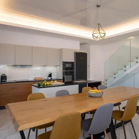 Villa Sunset, Stunning In Corfu By Posarellivillas *