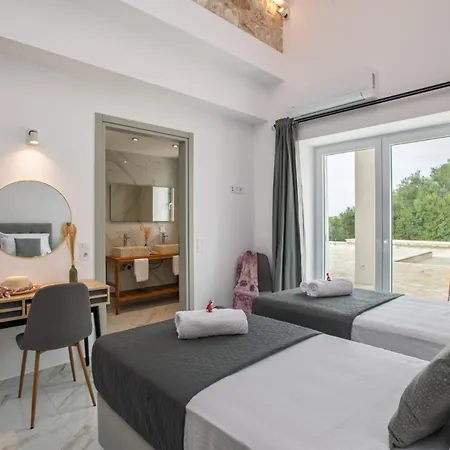 Villa Sunset, Stunning In Corfu By Posarellivillas *